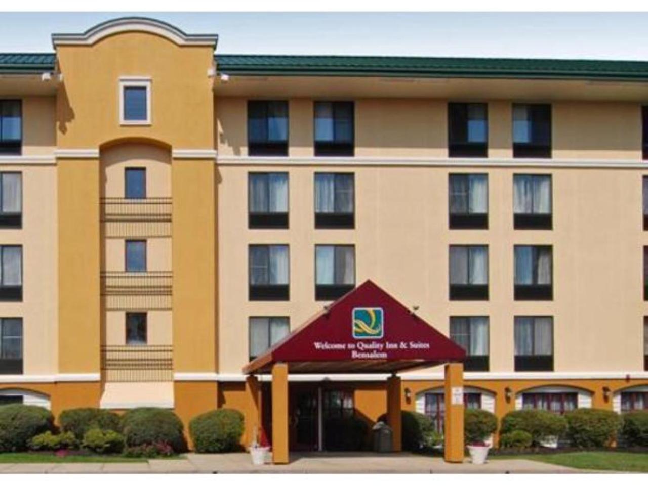 Quality Inn & Suites Bensalem Exteriör bild
